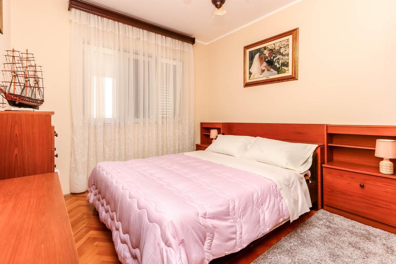 Guest House Darka Bijela Esterno foto